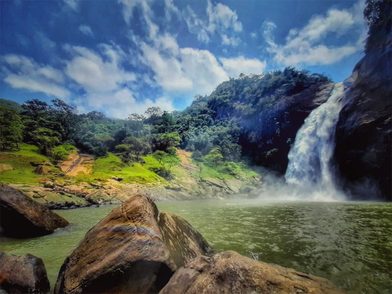 Dunhinda Falls